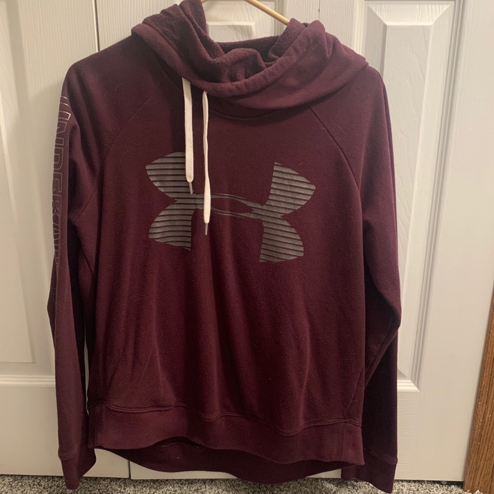 Women’s Under Armour Sweatshirt